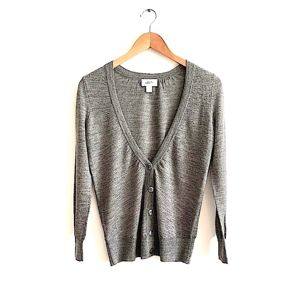 ANN TAYLOR LOFT- Lightweight Gray Cardigan!